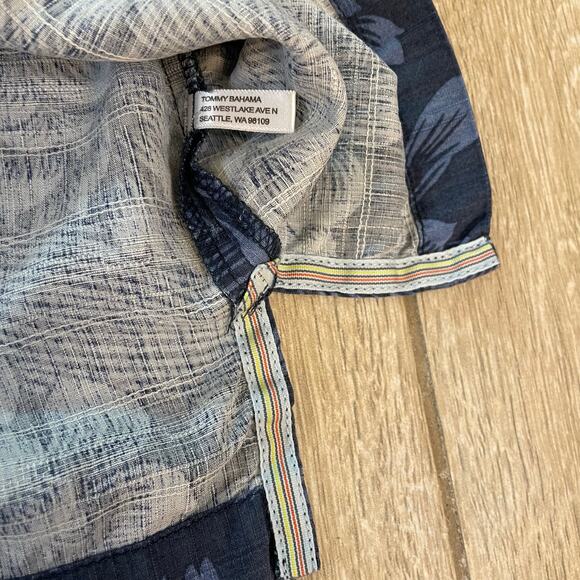 Tommy Bahama Silk Hawaiian Shirt L Blue Floral Camp Aloha Short Sleeve Original - Picture 9 of 9